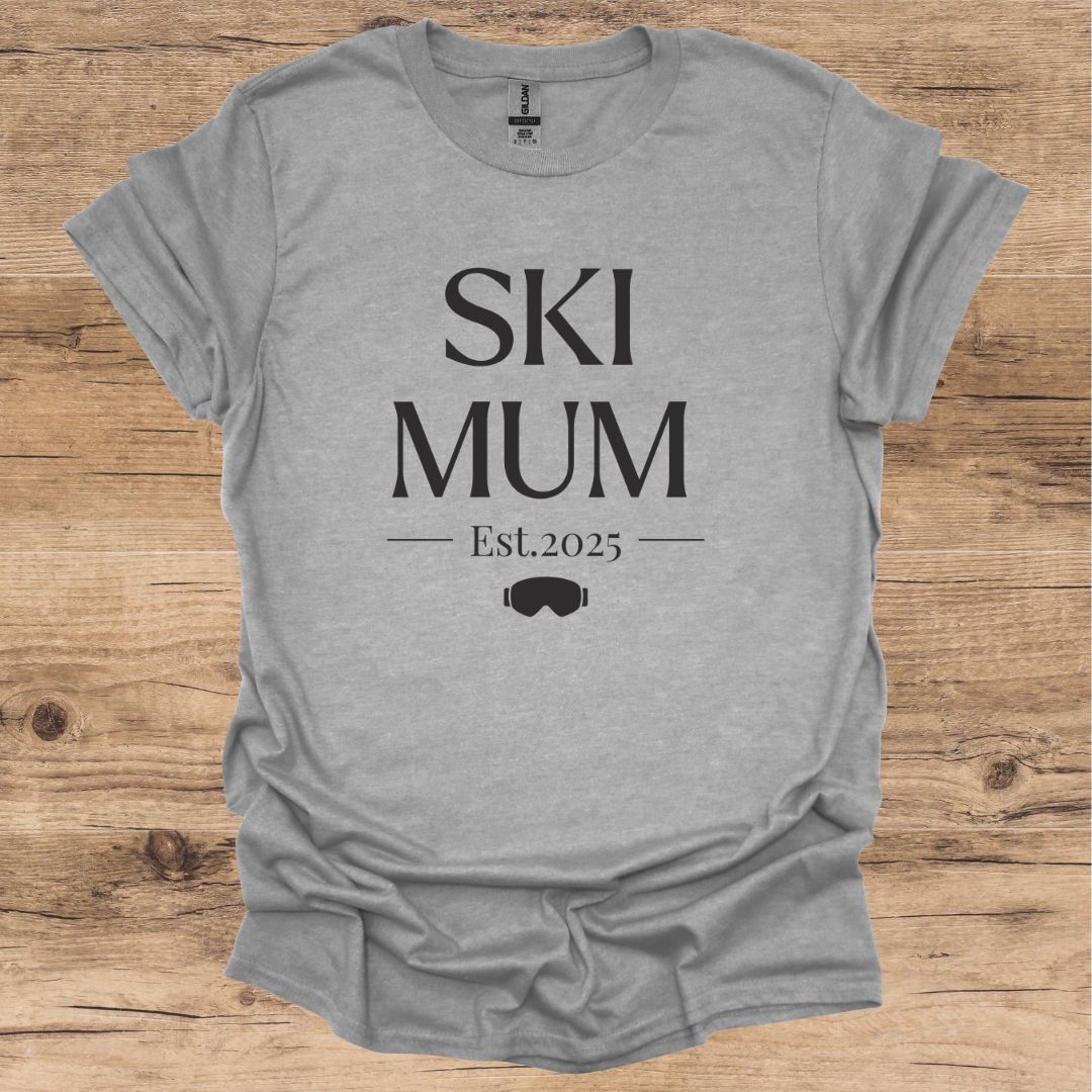 Ski Mum.. T-Shirt