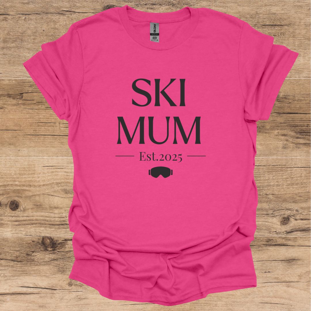Ski Mum.. T-Shirt