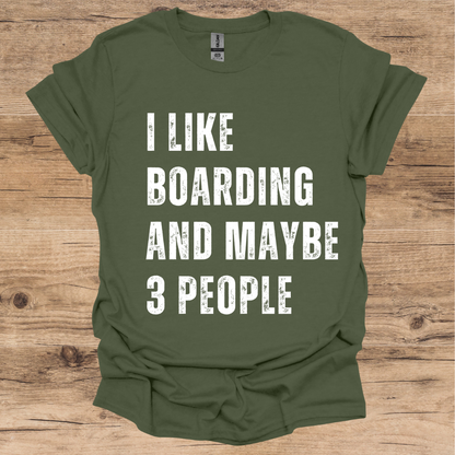 Boarding & 3 People T-Shirt